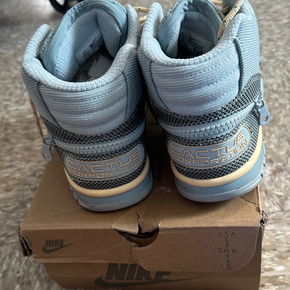Travis Scott Air Trainer Cactus Corporation Sneakers. - Picture 8 of 12